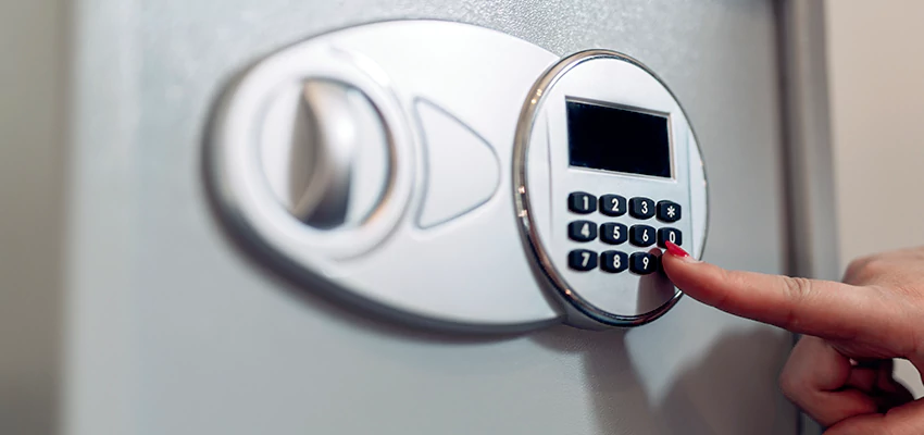 Jewelry Safe Cracking in San Diego Country Estates, California