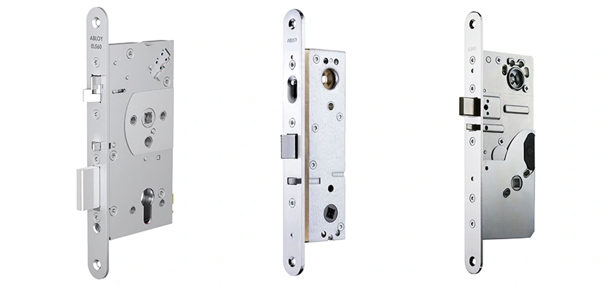 ASSA-Abloy Locks Hinge Repair in San Diego Country Estates, California
